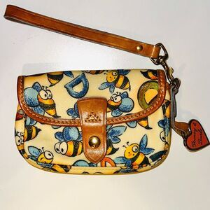 Dooney and Bourke Bee Vintage Patterned Wristlet GUC